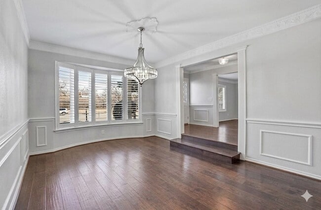 Photo - 4301 Bellaire Dr S