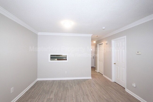 Photo - 5606 Split Oak Way