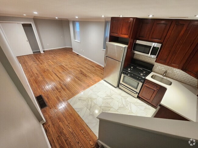 Building Photo - 914 E Passyunk Ave Unit 1R Rental