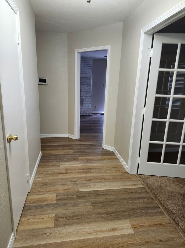 Photo - 1810 W 3rd Ct