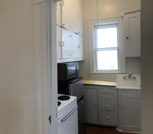Photo - 1220 8th Ave Unit 1 Bedroom 1 Bathroom Apartment
