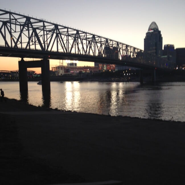 Building Photo - 2020 Highland Ave Unit #1