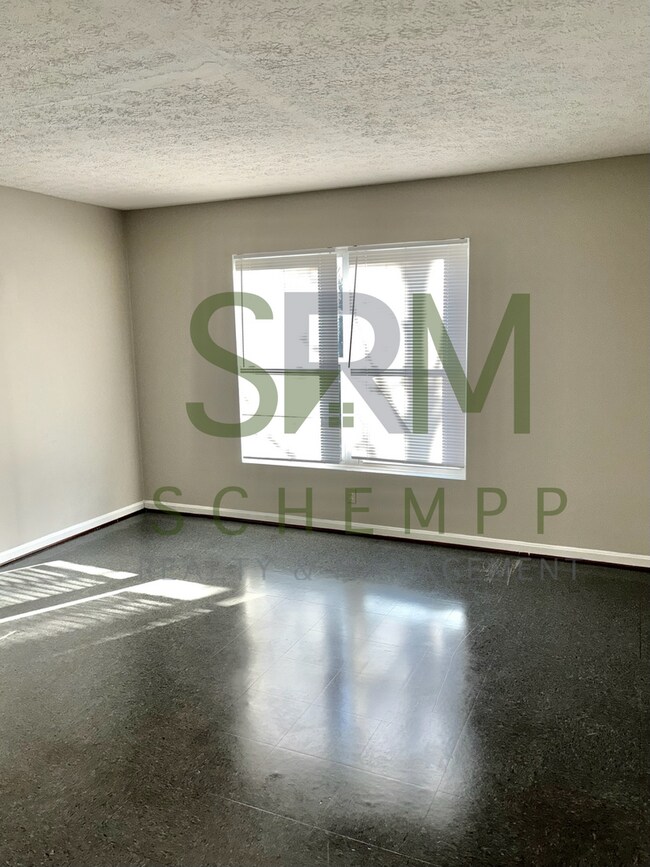 Photo - Updated first floor 1 bedroom apartment in West Louisville- Section 8 accepted