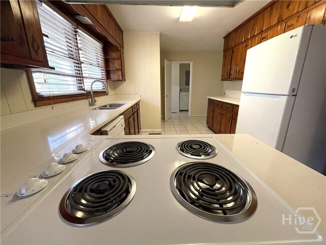 Photo - 160 Pineview Dr