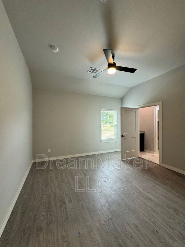 Photo - 761 Apple Blossom Wy