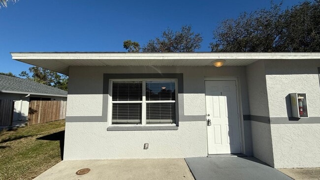 Building Photo - Unit 1 @1407 SE 24TH AVE Unit @  1