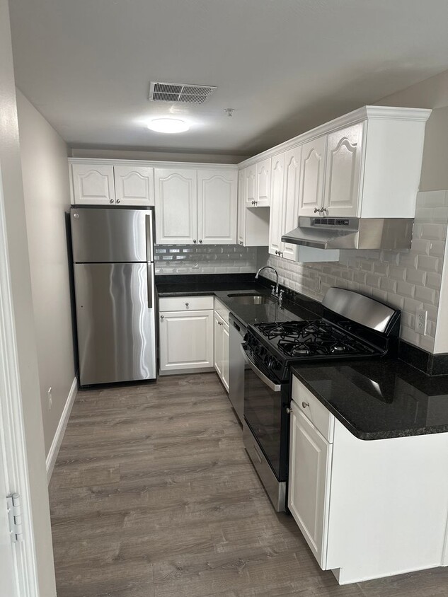 Beautifully Renovated 2BR in Billerica - Beautifully Renovated 2BR in Billerica