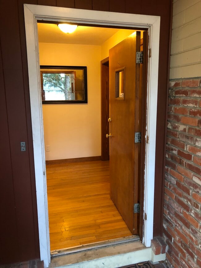 Photo - 2842 SW 1st Ave