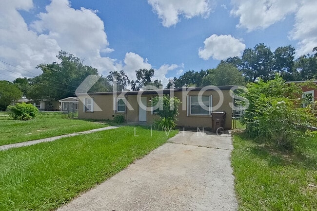 Photo - 1923 N Brack St