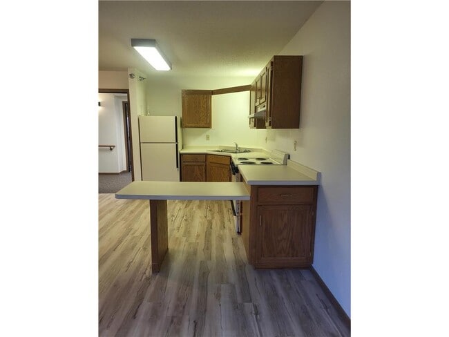 Photo - 609 Main St S Unit 3