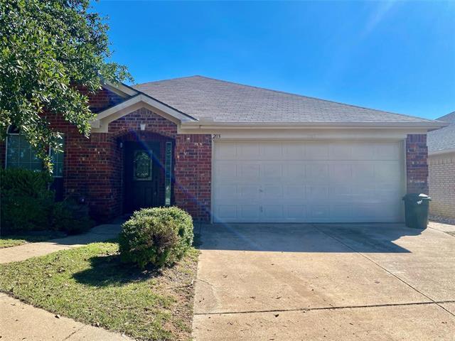 Building Photo - 203 Jacinth Ln