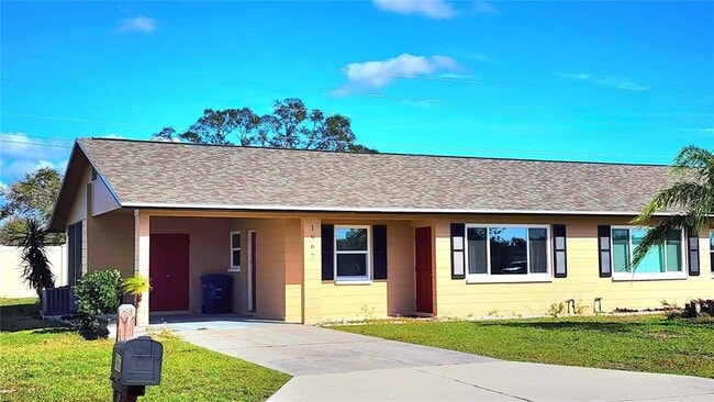 Building Photo - 1967 Forked Creek Dr Rental