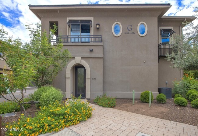 Building Photo - 6565 E Thomas Rd