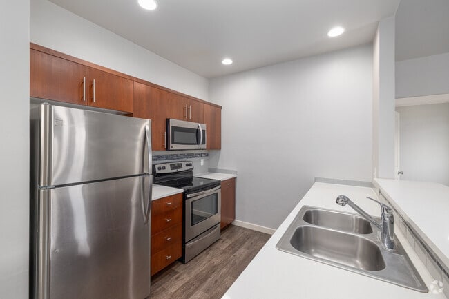 2HAB, 2BA - 1,100 ft² - Eagle River Apartments