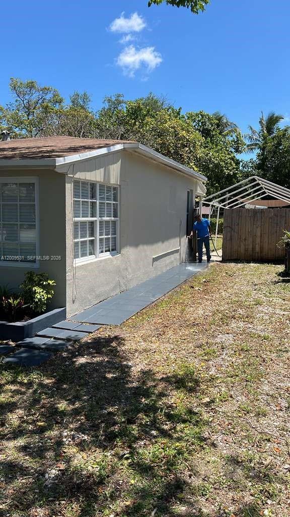 Photo - 308 SW 16th St