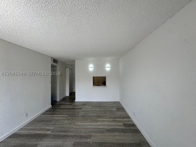 Photo - 4550 NW 9th St Unit 709E