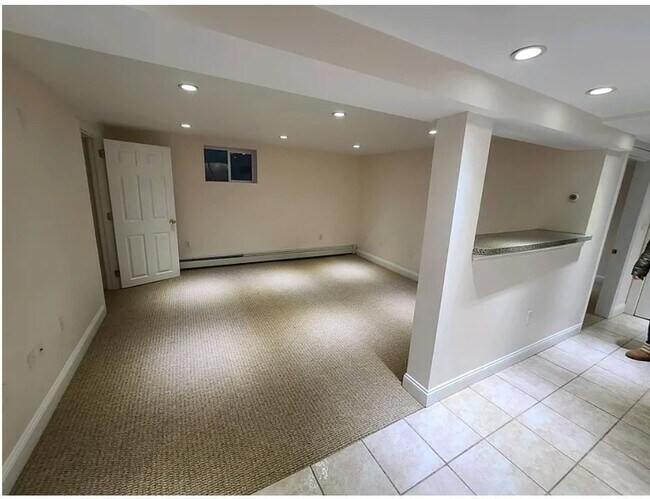 Photo - 1 Hilltop Rd Unit B