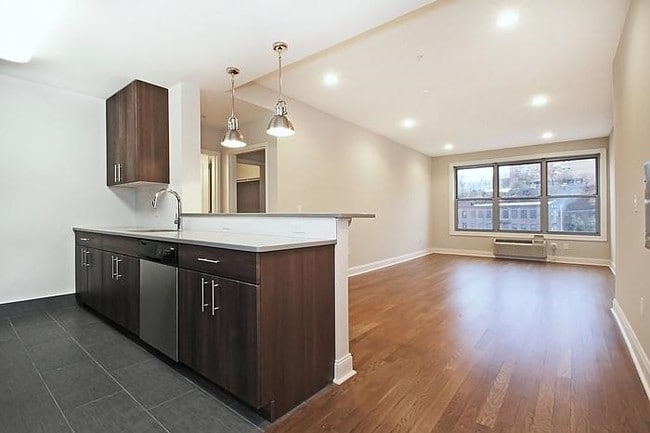 Building Photo - 100 Marshall St Unit 408 Rental