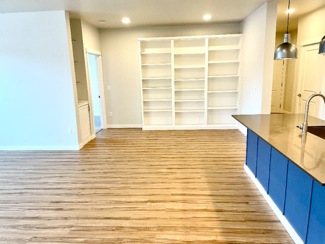 Photo - 2222 Willow Dr Unit 28A