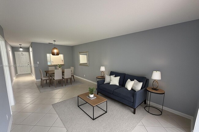 Photo - 603 Racquet Club Rd