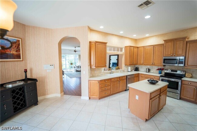 Photo - 5886 Paradise Cir