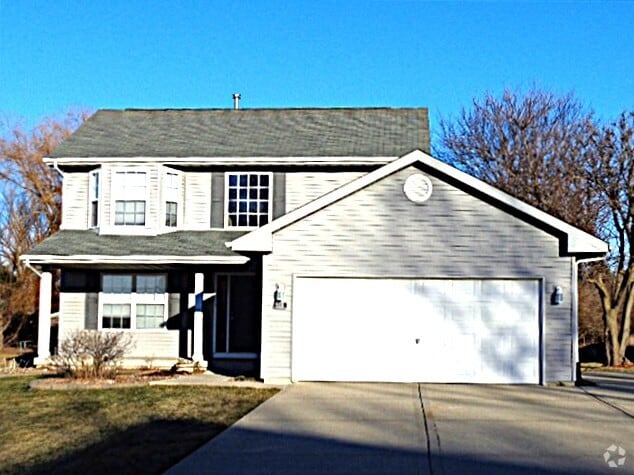 Building Photo - 518 Constitution Dr SW Rental