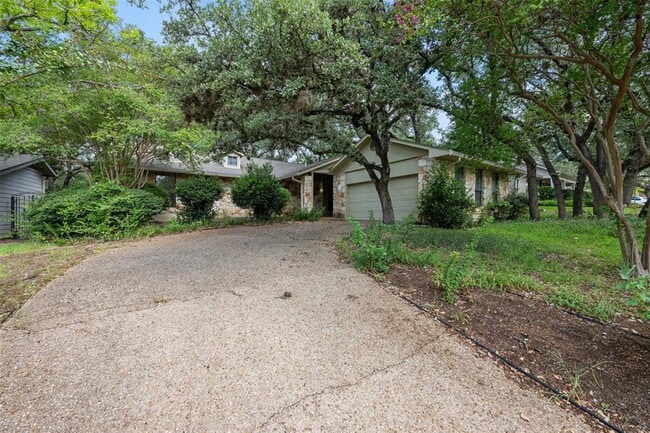 Photo - 3138 Honey Tree Ln