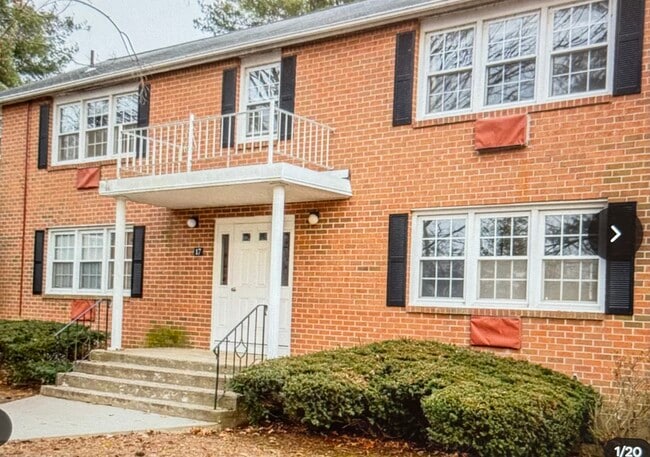 Building Photo - 3 Brickyard Rd Unit 17B