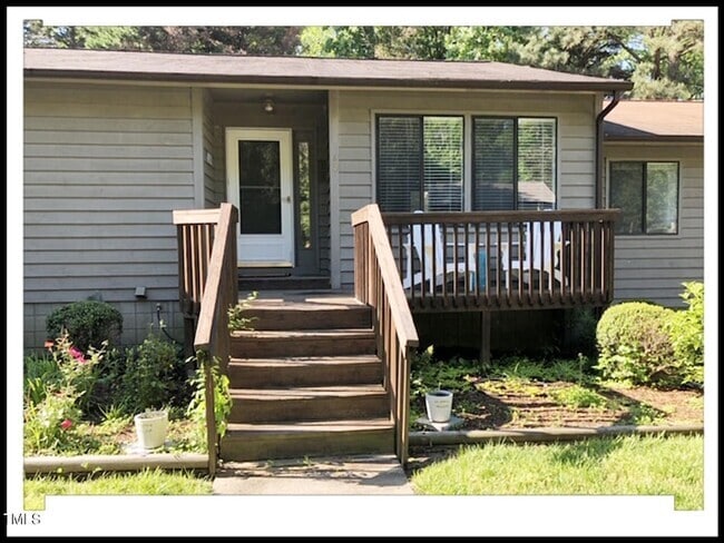 Building Photo - 502 W Poplar Ave Rental