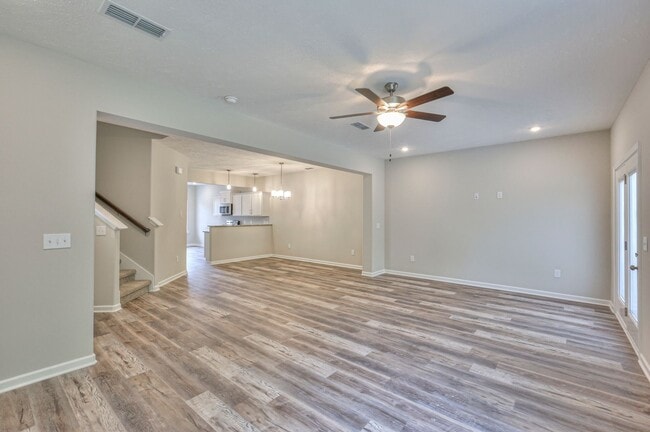 Photo - 230 Creek Wood Rd