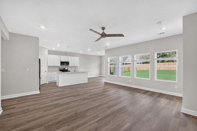 305 Nicklaus Ct