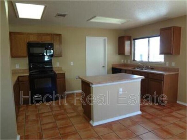 Photo - 2623 Stapleford Dr