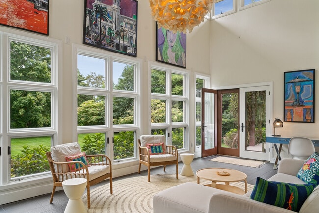 Building Photo - 175 Ruggles Ave