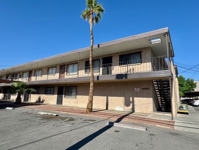 Move-in ready 1-bedroom condo - Move-in ready 1-bedroom condo Unit 27