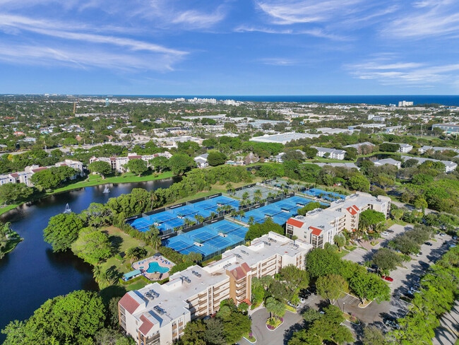 Photo - 2025 Lavers Cir Unit Lakeside condo