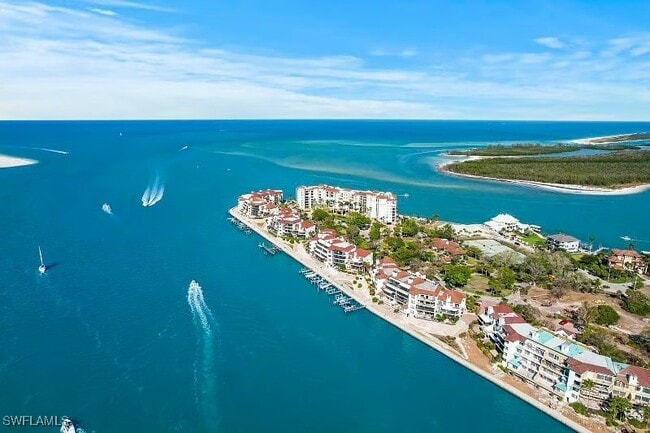 Building Photo - 310 La Peninsula Blvd Unit 310