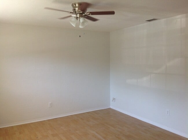 Photo - Newly Remodeled 3BR Home in Coquina Key – Large Yard with Dual Side Access