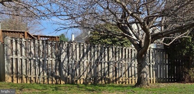 Photo - 300 Cinnabar Ln