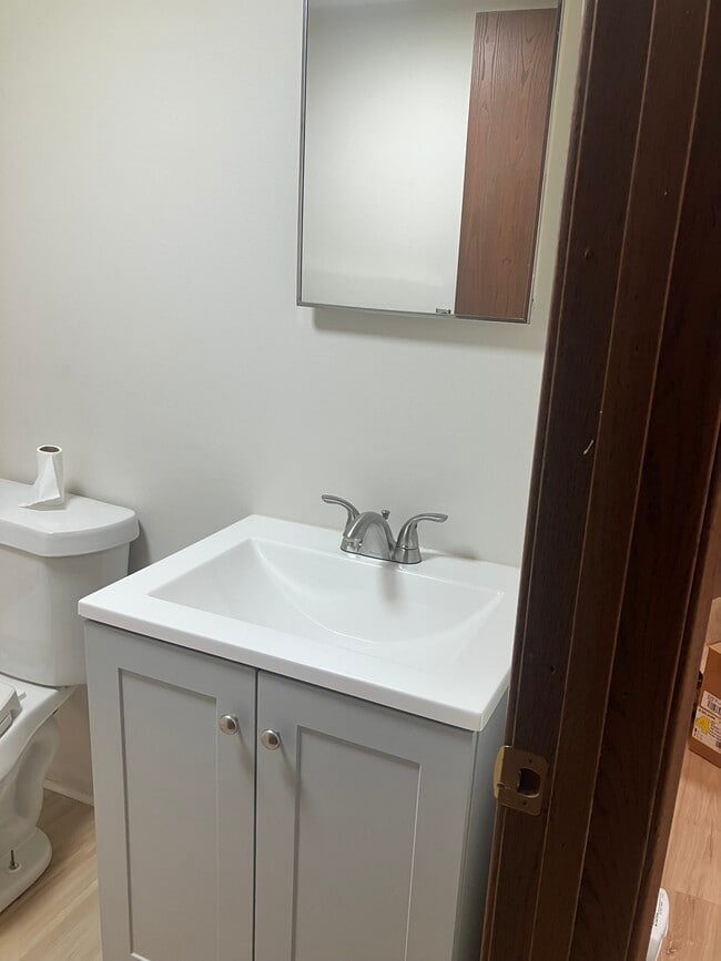 Bathroom - 35711 Alfred St Unit 1