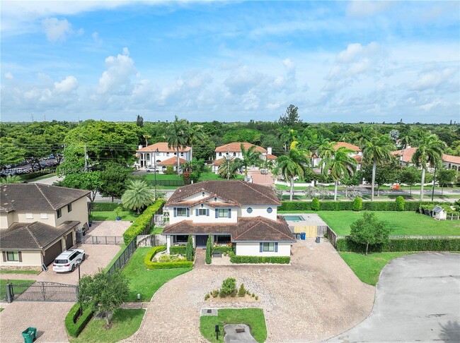 Photo - 6920 SW 96th Ct