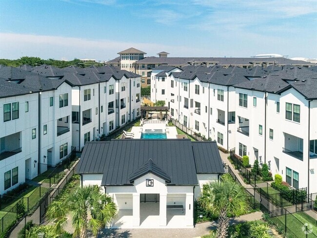 Building Photo - 2716G Grand Fountains Dr Rental