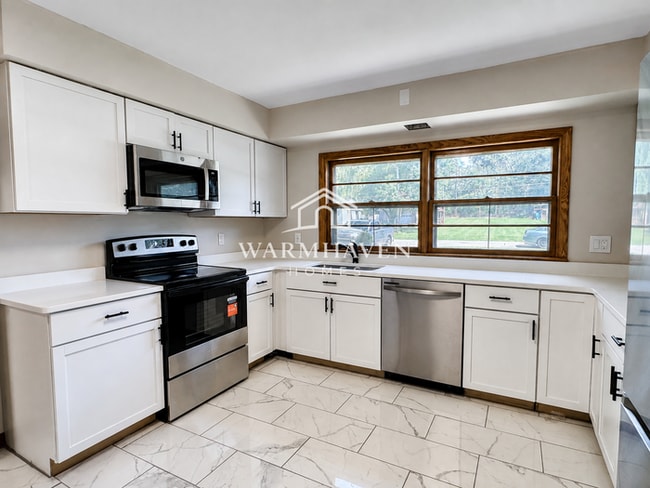 Photo - 770 Danner Rd