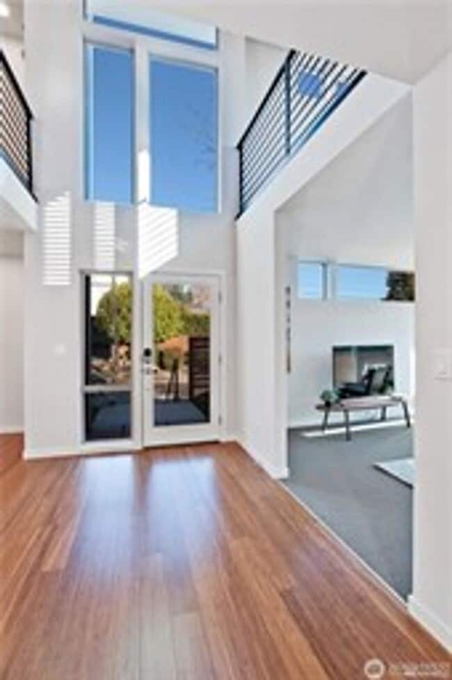 Photo - 4Bd/3.5Ba Seattle Home