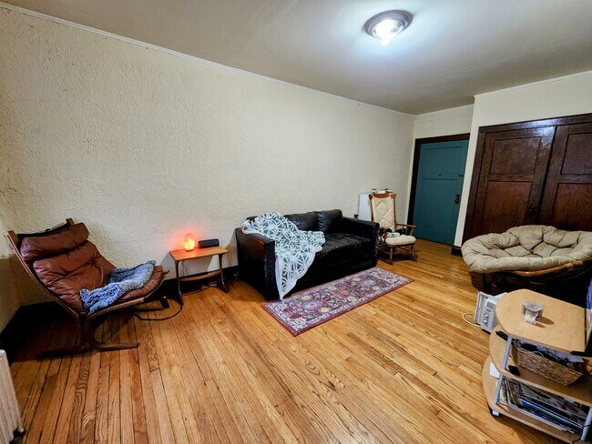 Photo - 1027 E Center St Unit 4