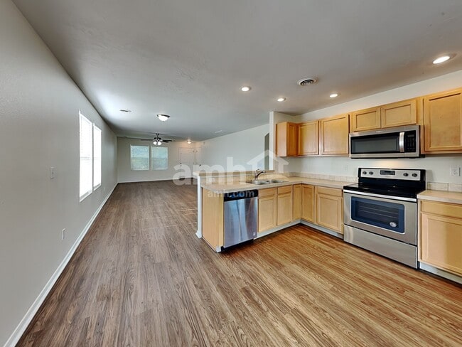 Photo - 1104 N Deerhaven Way