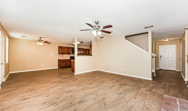 2028 Cap Rock Ln