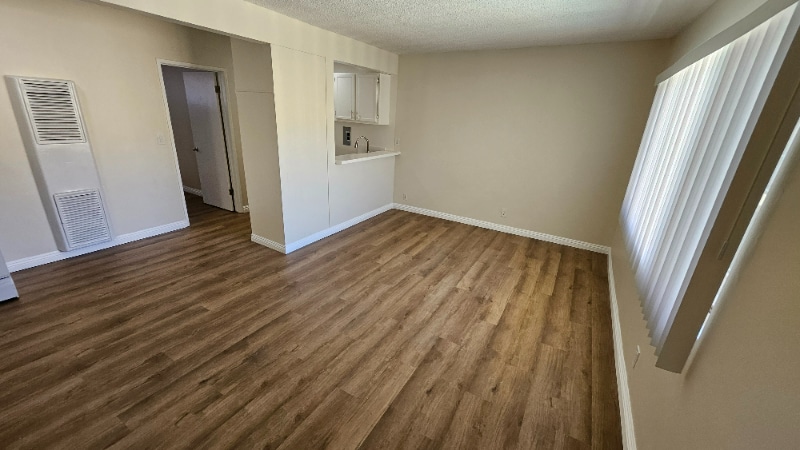 Photo - 14926 Hawthorne Blvd