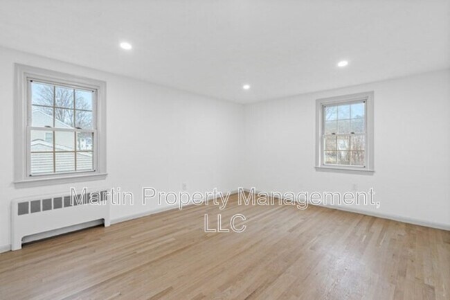 Photo - 104 Mishawum Rd