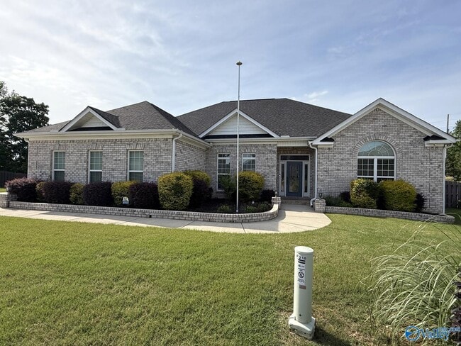 Photo - 219 Woodgrove Dr