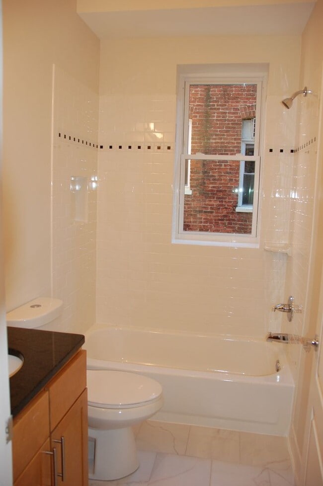 Photo - 1319 Park Rd NW Unit 303